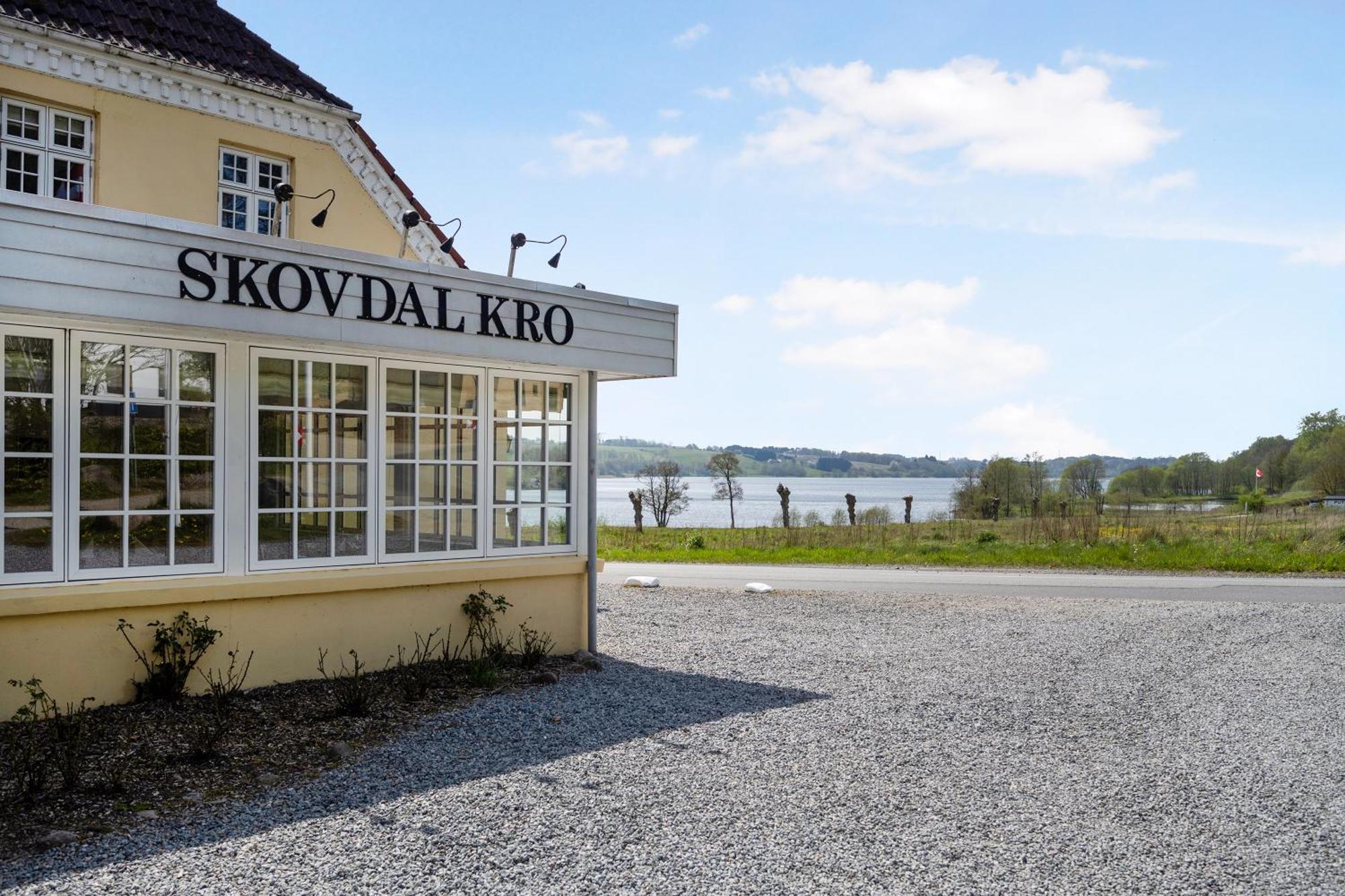 Skovdal Kro Jelling Εξωτερικό φωτογραφία
